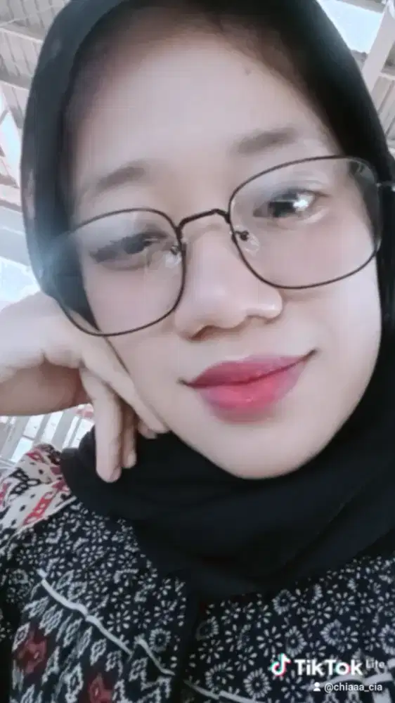 MENCARI LOWONGAN KERJA