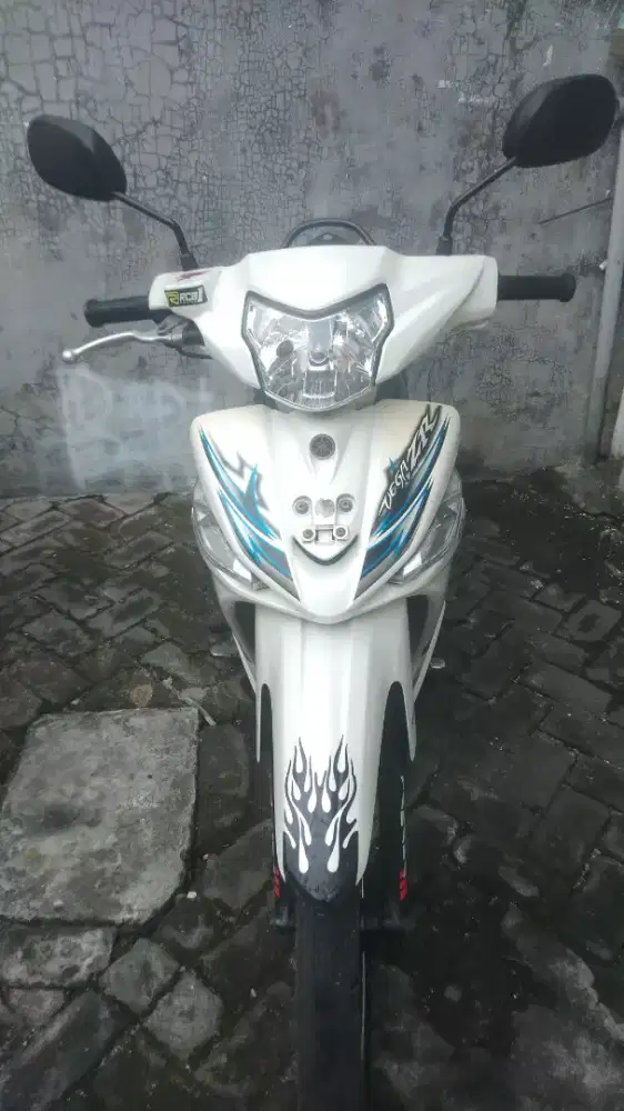 YAMAHA VEGA ZR 2010 MULUS DAN TERAWAT. ORISINIL
