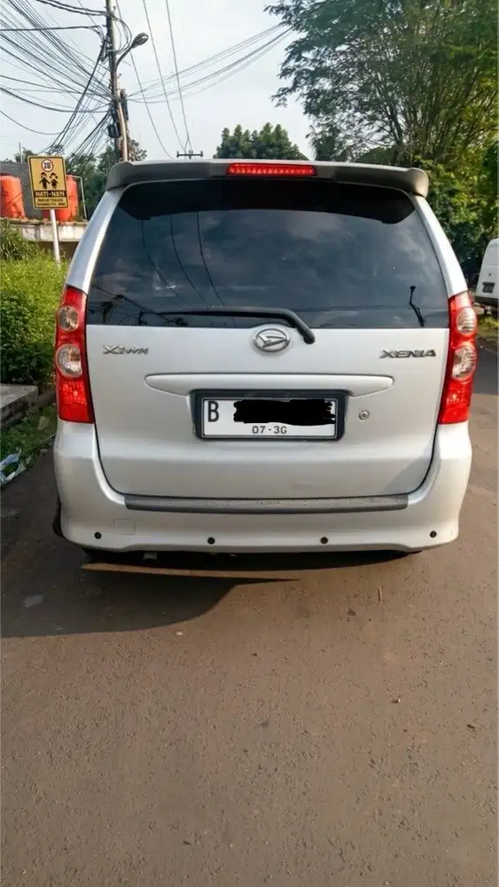 Daihatsu Xenia 2010 Bensin