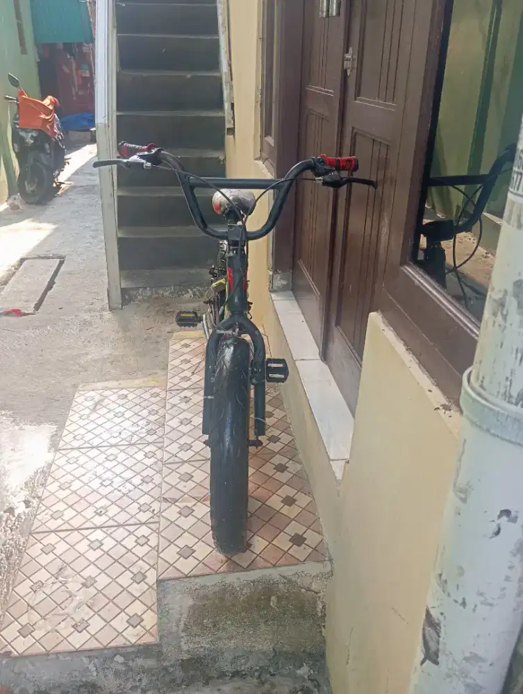 Di jual sepeda BMX