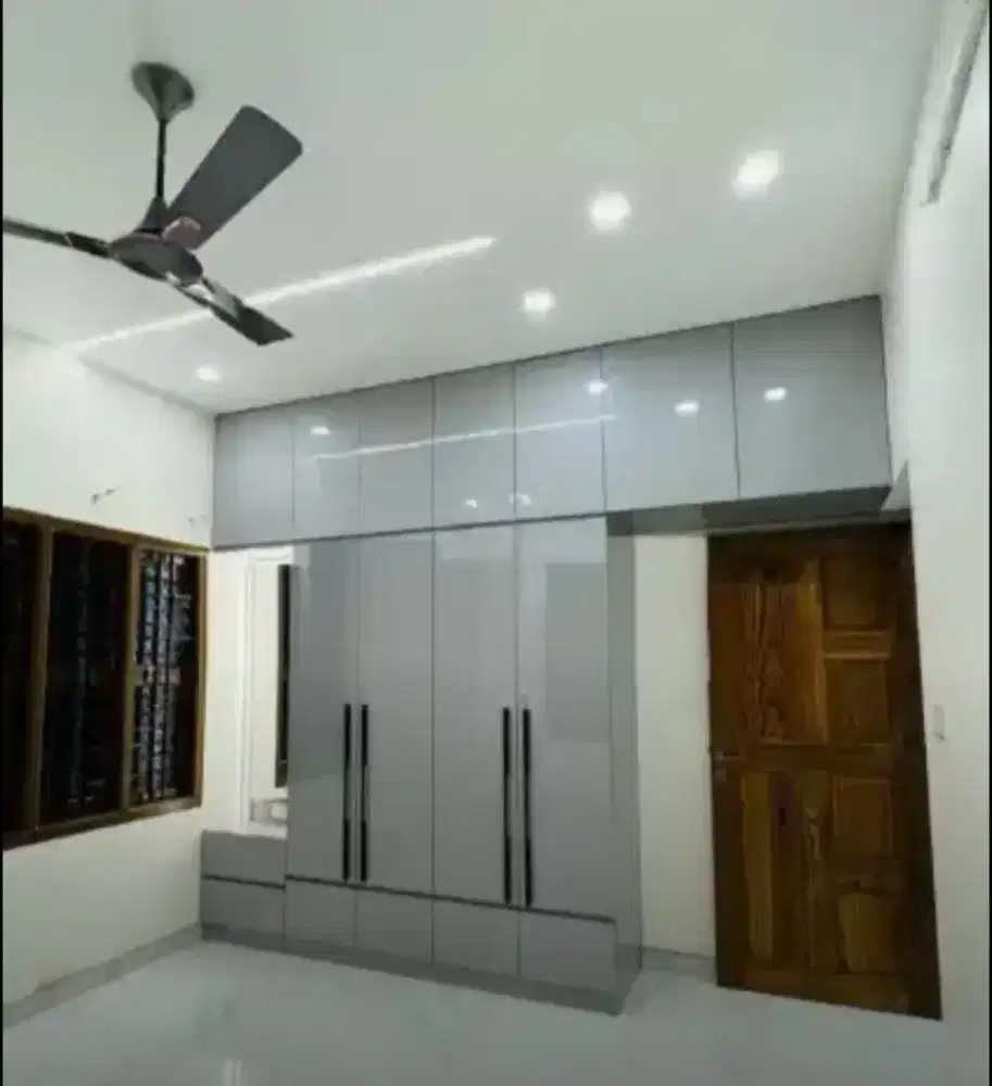 Dipan/lemari baju