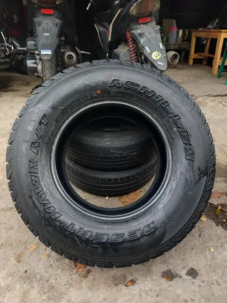 ban mobil 235/75 R15