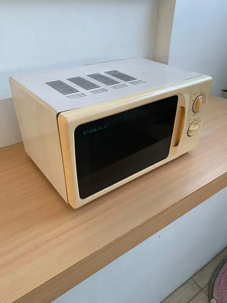Microwave Cella