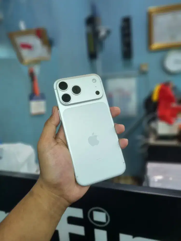 IPhone 17 Pro Max 256GB Mulus 100% Original Resmi Ibox
