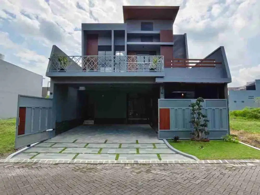 Rumah Mewah Baru gress Siap Huni Di Araya Golf Malang