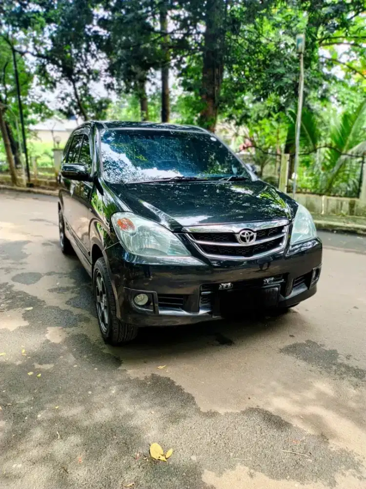 Toyota Avanza G AT 2011