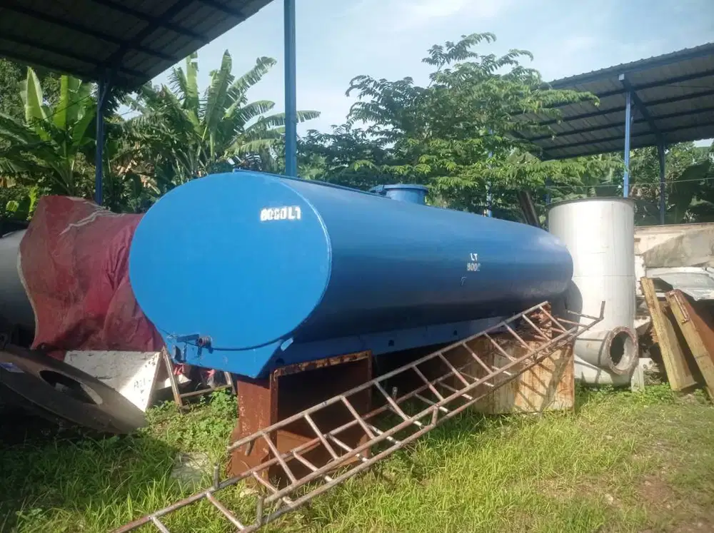 Tangki Solar/Air/softener  Kapasitas 8000 L