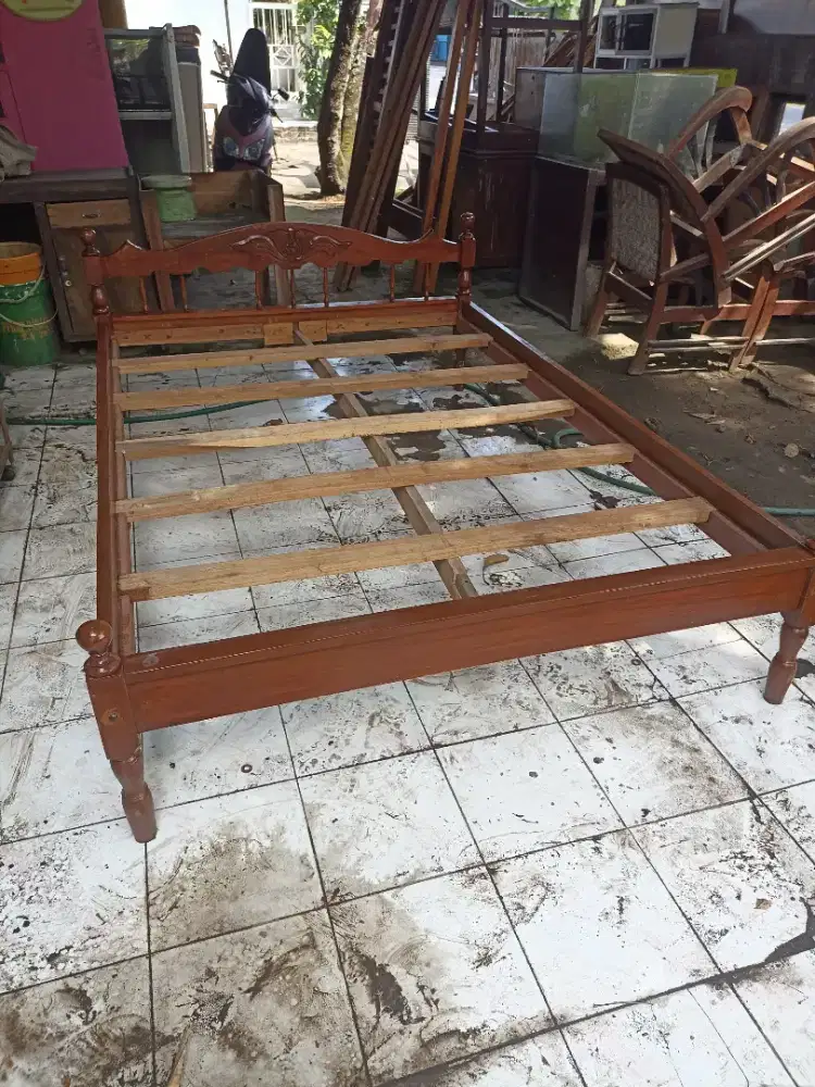 dipan jati ukir uk 160x200