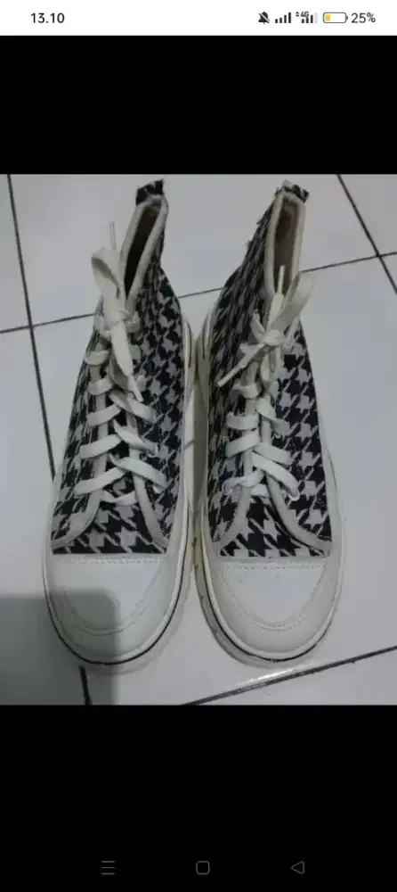 Sepatu flatshoes & snekers