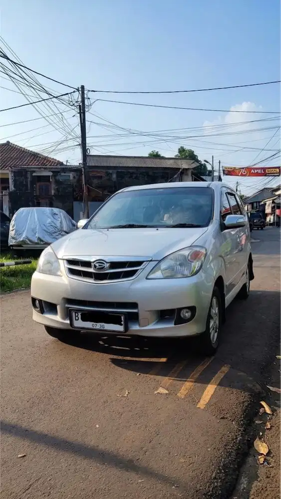 Daihatsu Xenia 2010 Bensin