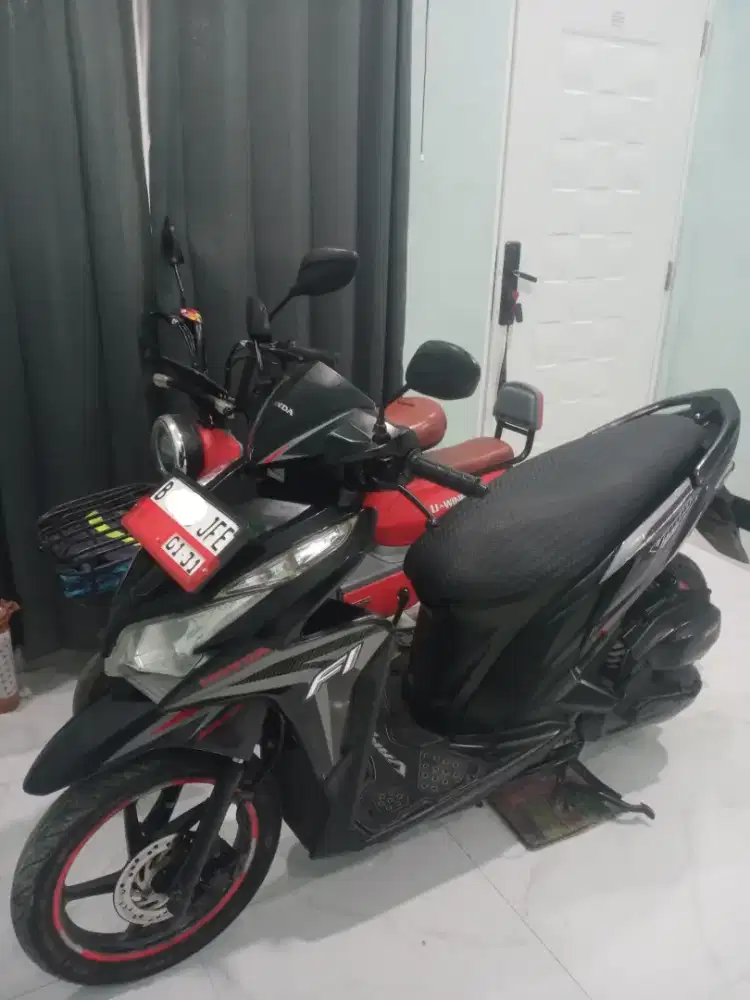 DIJUAL VARIO 125 2014 KZR