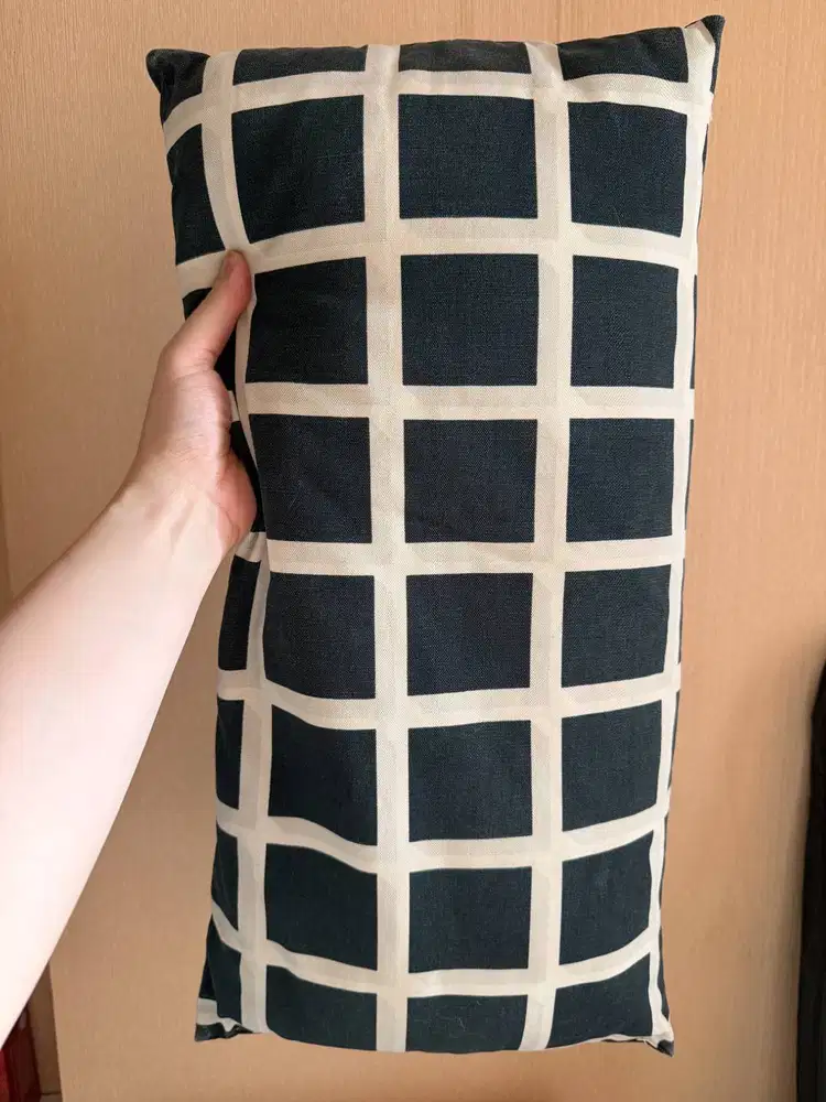 Bantal sofa merk Ikea 2 pcs
