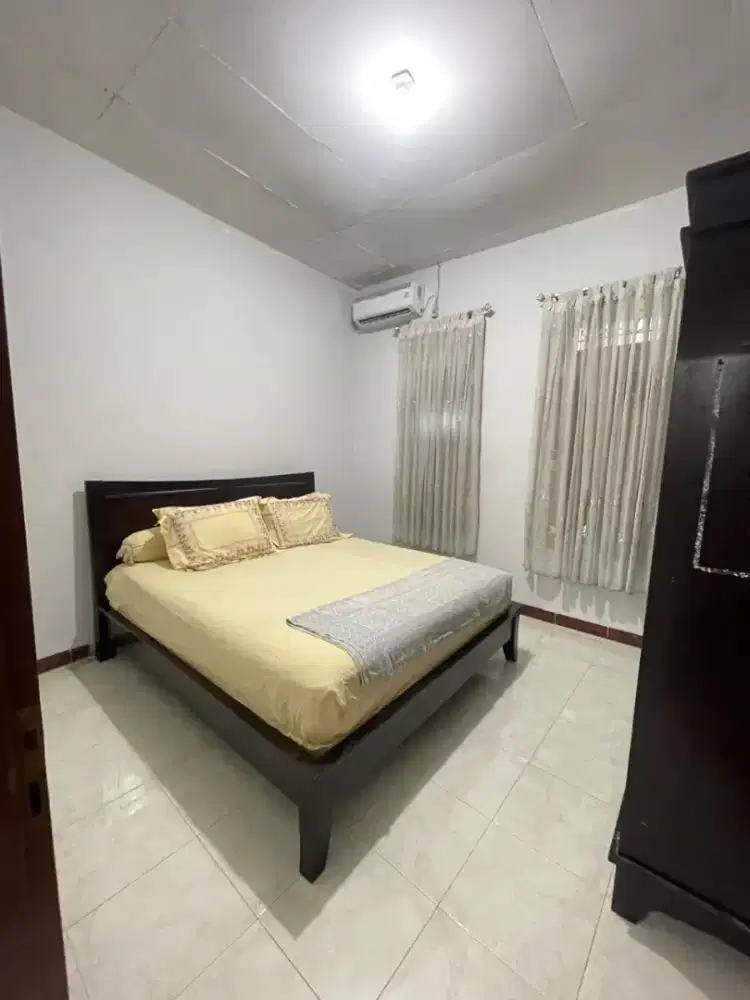 set kamar tidur kayu bekas bagus terawat
