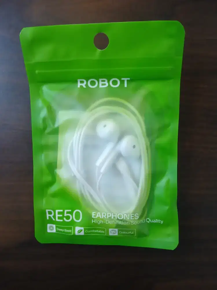 ROBOT RE50 / RE-50 Wired Earphone Headset Full Bass