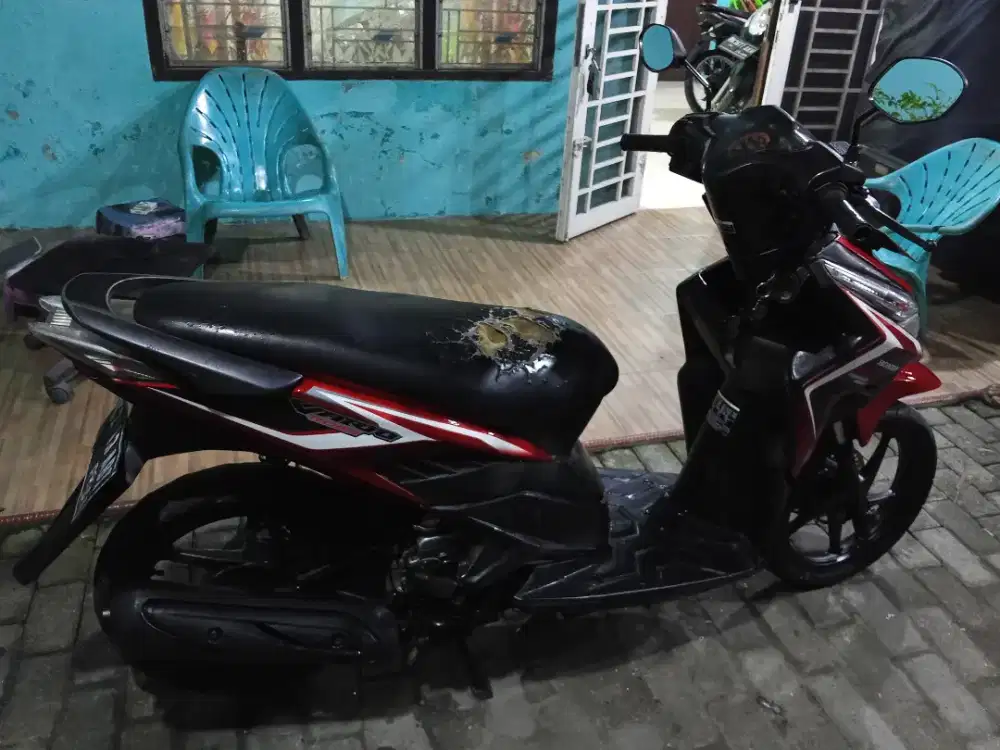 Dijual Vario Tecno 2011 Lengkap