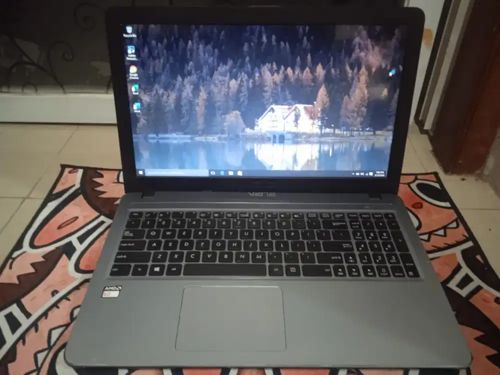 Laptop asus X540Ya