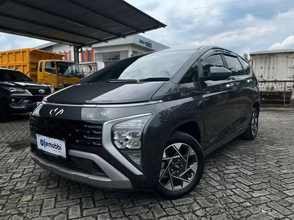 KM Rendah - Hyundai Stargazer 1.5 Prime Bensin - AT 2025 - KRV
