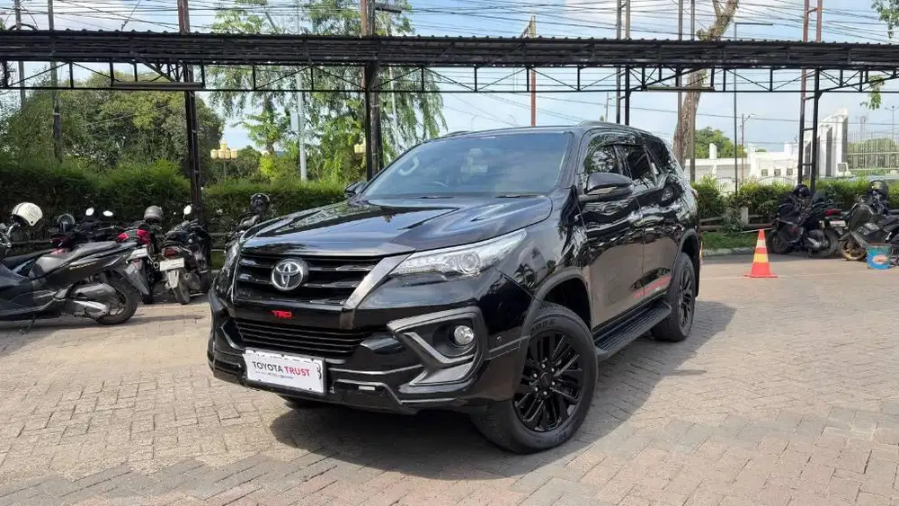 Toyota Fortuner VRZ TRD AT 2019. Odo 24 Ribu. Harga Kredit. (ZB)