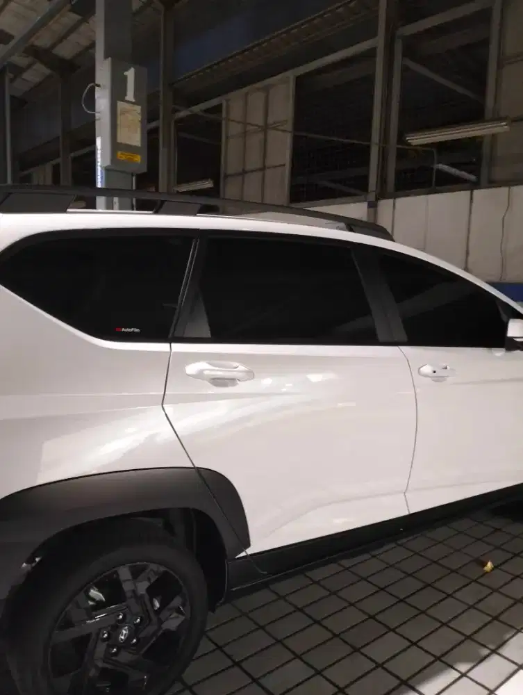 Melayani bongkar pasang kaca film mobil bisa di panggil