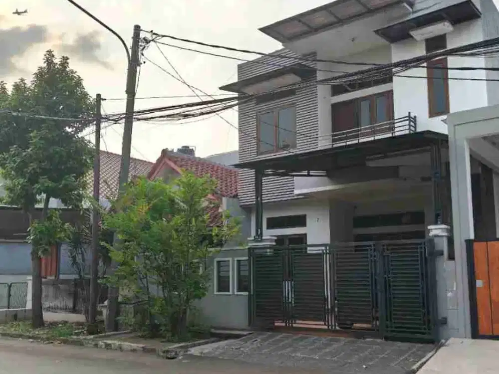rumah siap huni 2 lantai di duta harapan bekasi