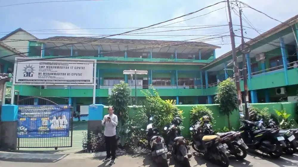 LOWONGAN KERJA: CARAKA / OFFICE BOY / OFFICE GIRL