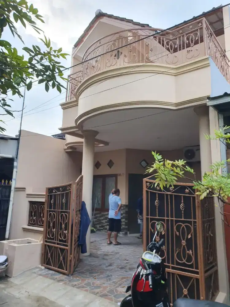 Rumah siap huni 2 lantai