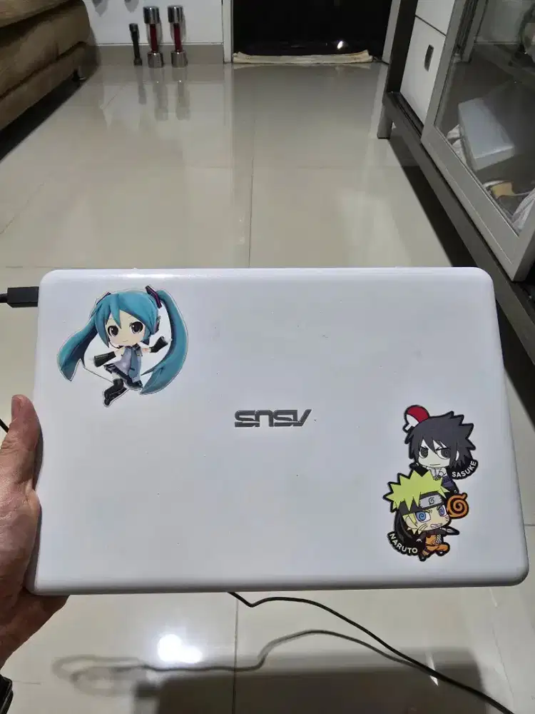 Dijual ASUS X205T