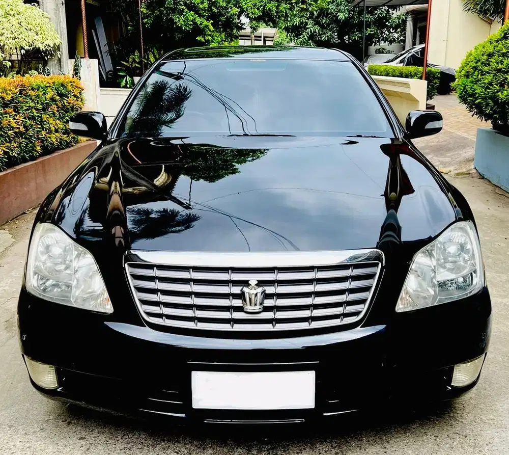 Toyota Crown Royal Saloon CBU at 2007 Hitam [Antik]