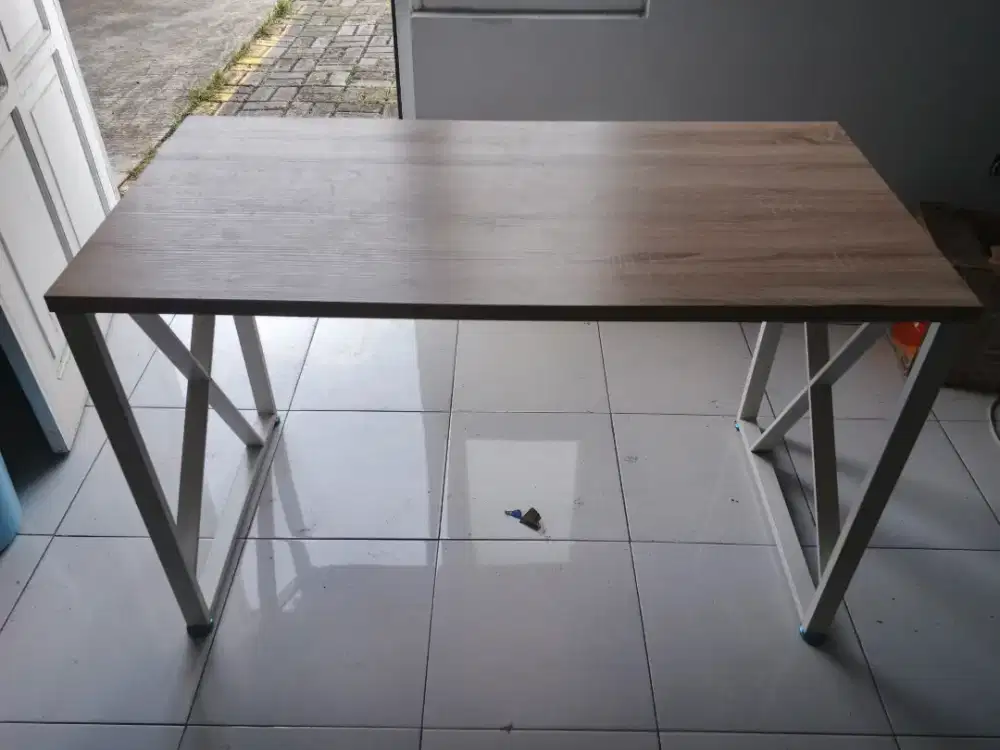 Meja Kantor Informa