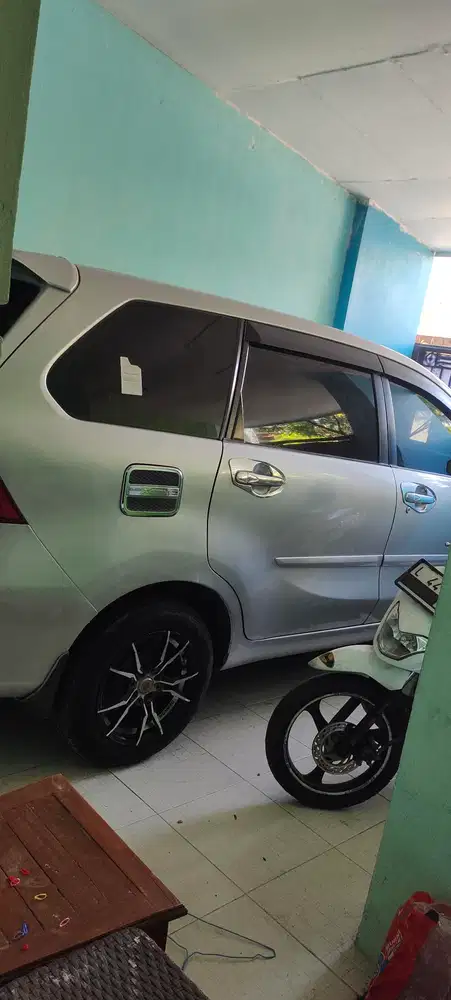 Daihatsu Xenia 2014 Bensin