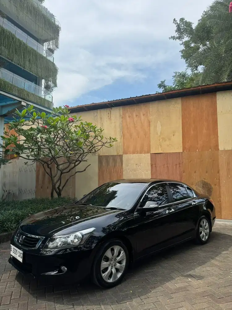 Honda Accord 2010 Bensin
