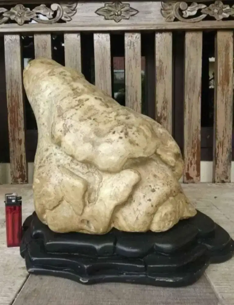 BATU SUISEKI KIONG BESAR