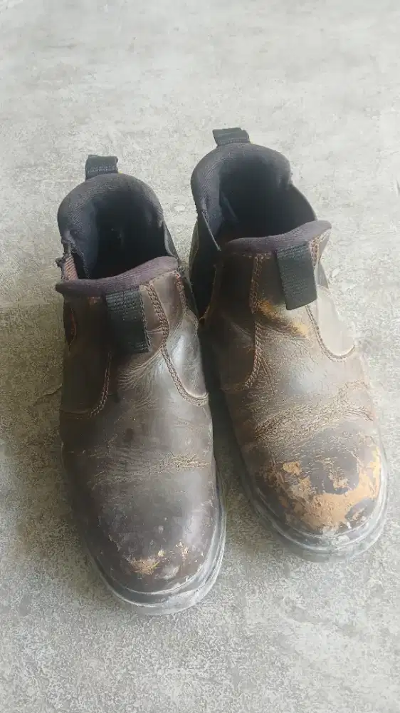 Dijual sepatu Safety