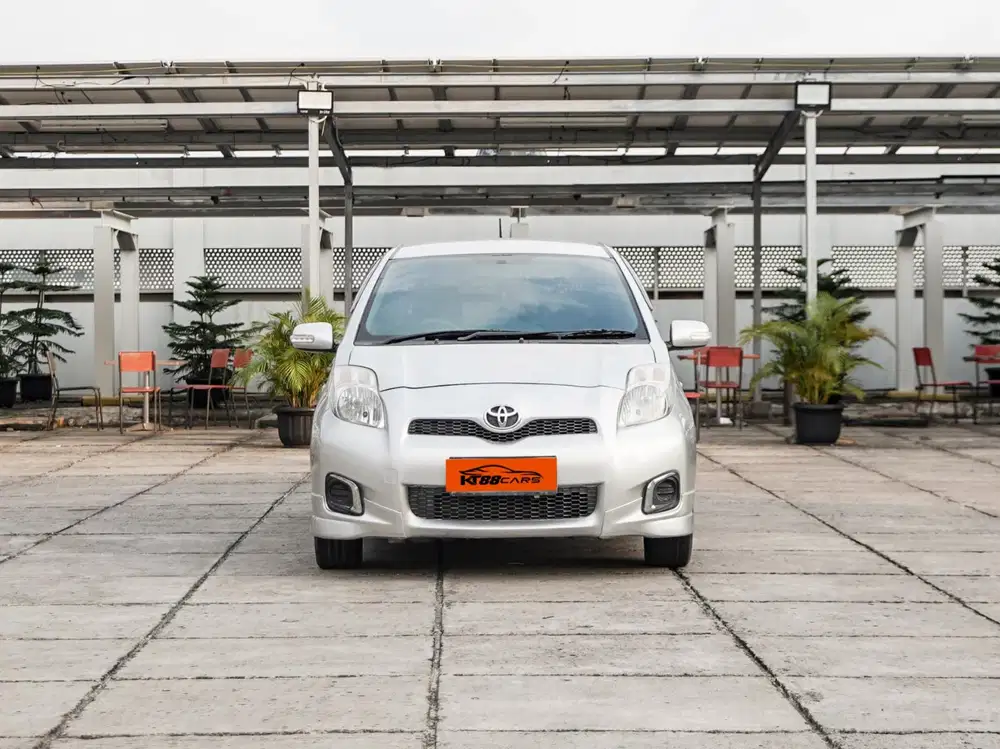 TOYOTA YARIS 1.5 E At (FACELIFT)