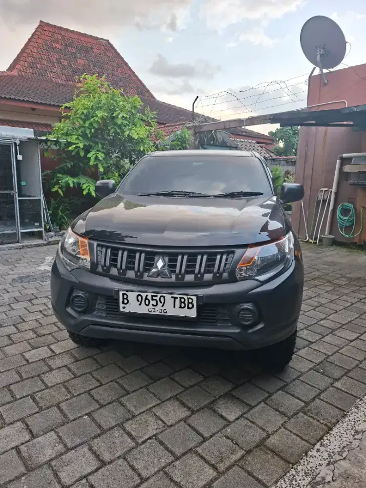 Mitsubishi triton 4x4 hdx