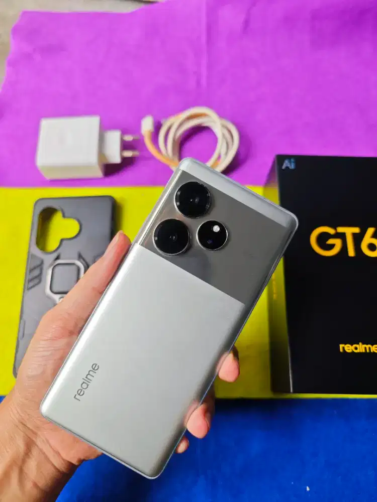 Realme GT 6 12+12/256 | lengkap | Minus baca deskripsi