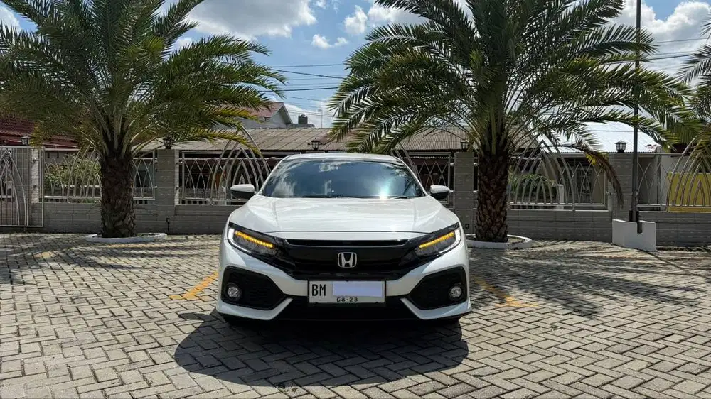 Honda Civic Hatchback 1.5 Turbo E CVT 2018