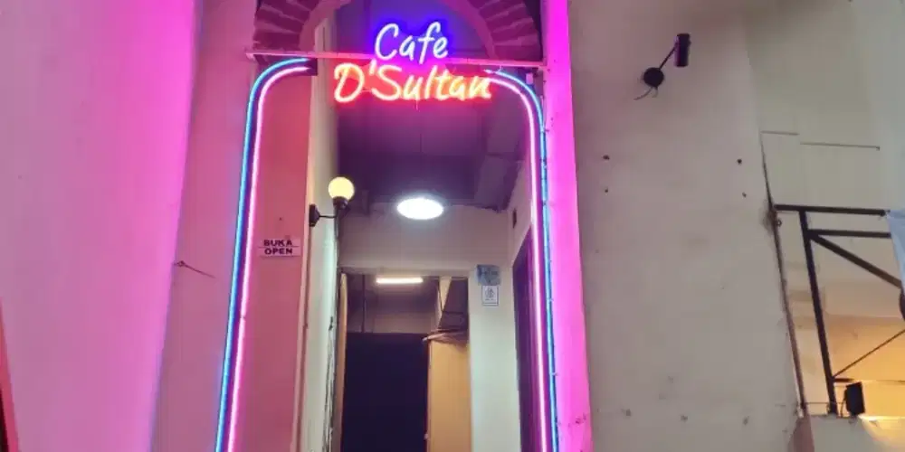 Di cari staff Barista