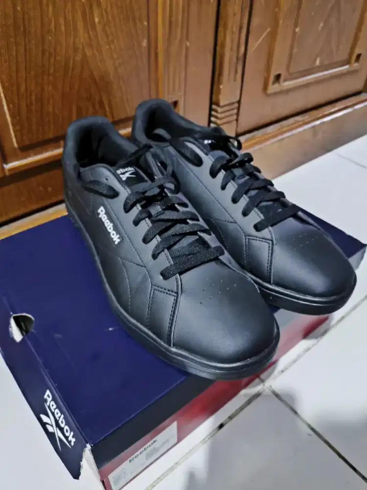 Reebook Original Hitam