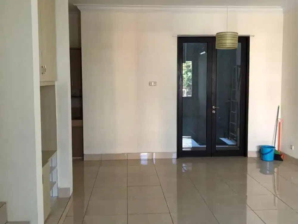 Rumah siap pakai bukit gading mediterania kelapa gading unfurnish