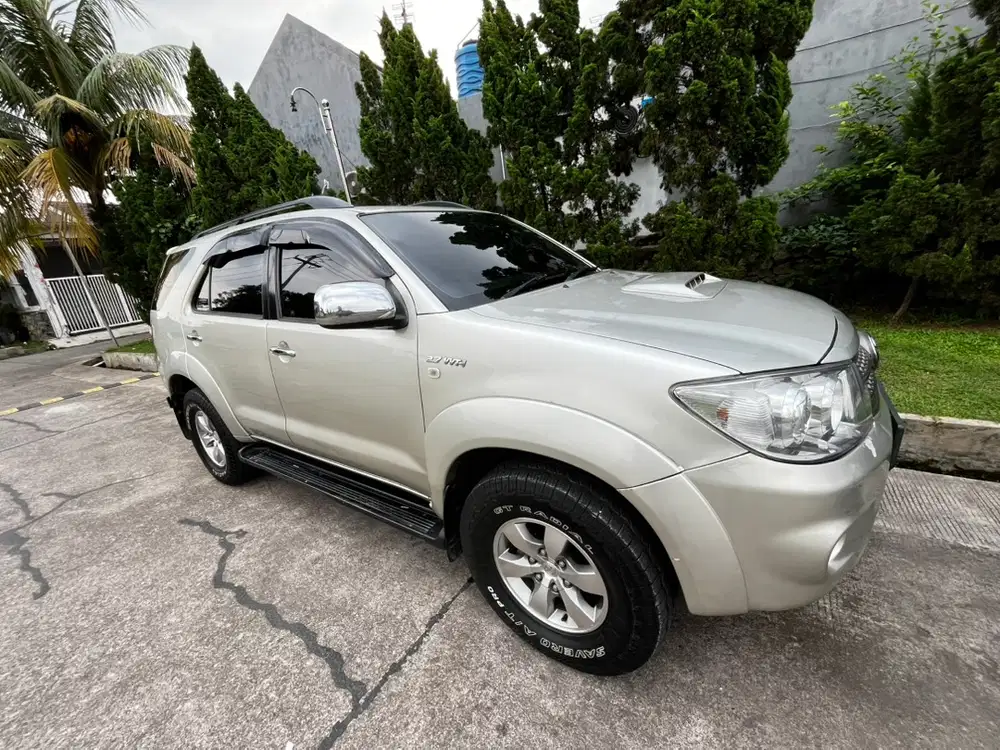Toyota Fortuner 2007 Bensin