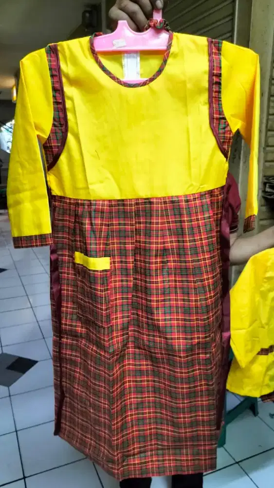 Seragam muslim warna kombinasi kotak TK TPA