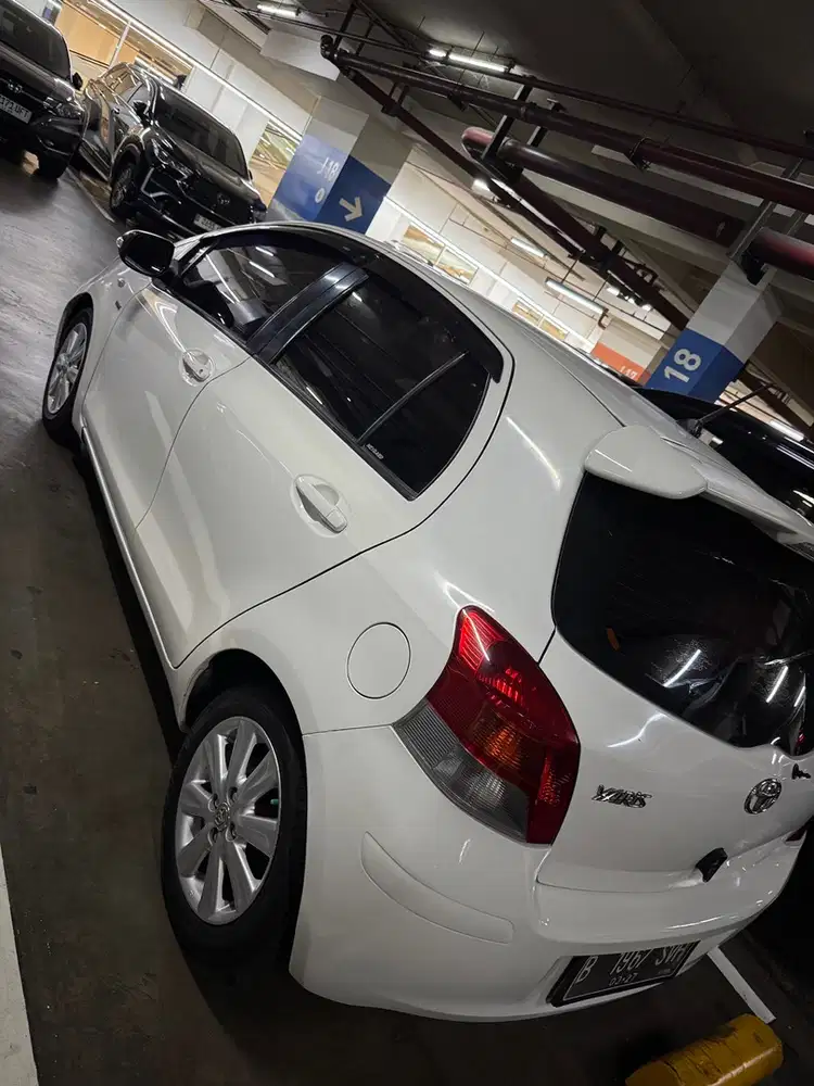 Toyota Yaris 2011 Bensin
