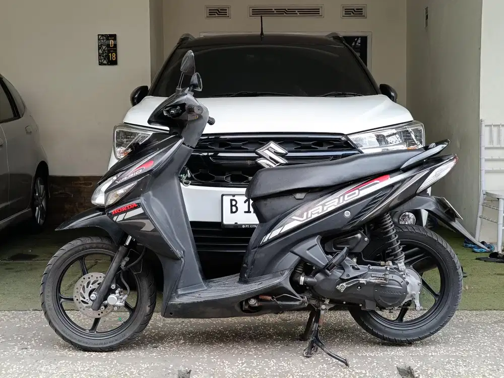 Vario tahun 2010 full original/tt boleh gan cash lebih bagus