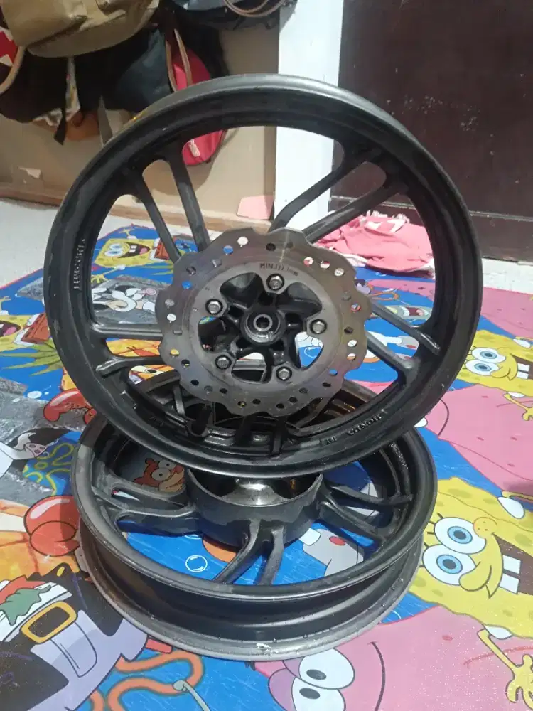 velg original Vario 125 cbs tahun 2024