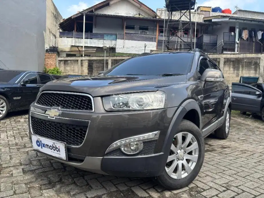 LOW DP Chevrolet Captiva 2.4 Bensin-AT 2011 EKK