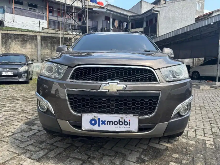 LOW DP Chevrolet Captiva 2.4 Bensin-AT 2011 EKK