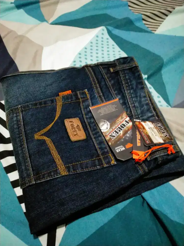 Celana ukuran 38