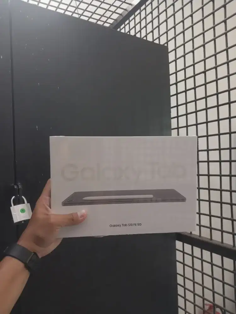 Galaxy Tab S10 Fe 5G 8/128GB. Include S Pen, Buds Core, Adaptor 25w