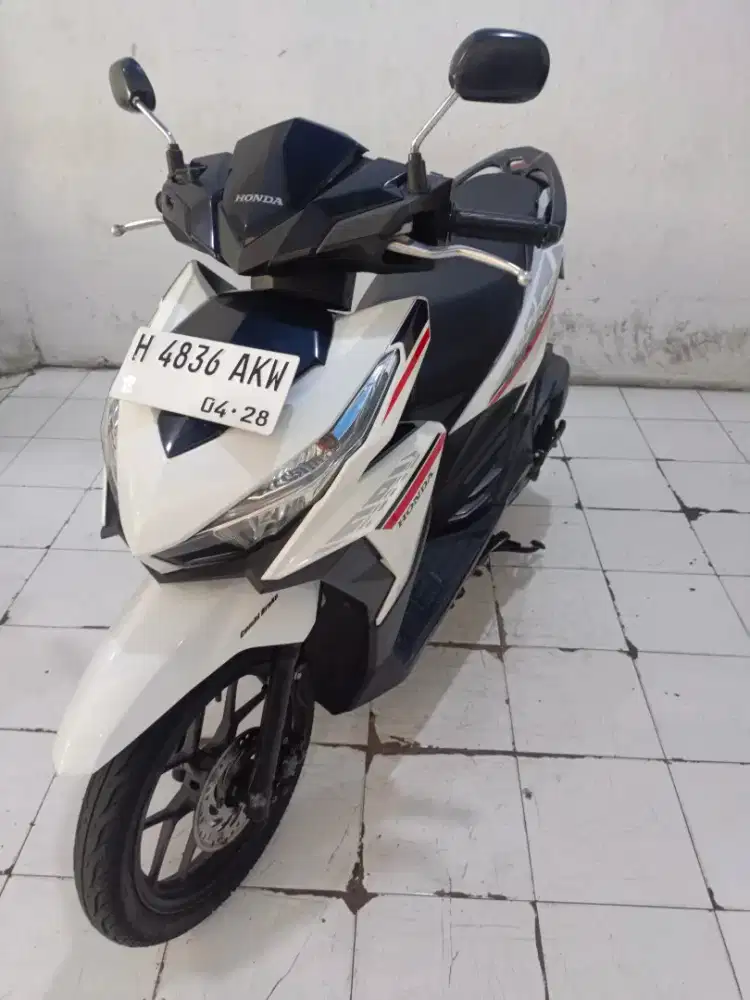 vario 125 thn 2018 Putih